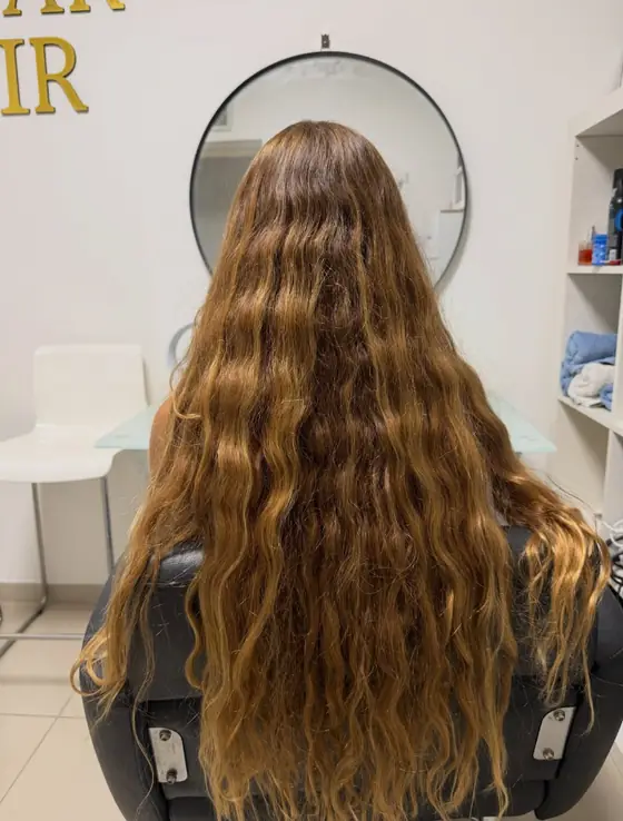 לפני החלקה — בלונד קרמל גלי